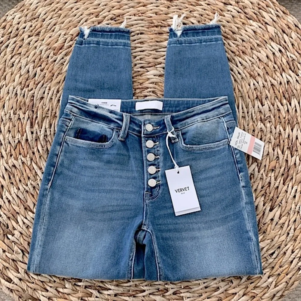 Vervet Amber Mid Rise Skinny Button Fly Jean